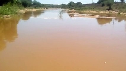 Água começa a chegar no rio Piancó em Boa Ventura, Sertão da Paraíba - 19/12/2018