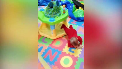 Funny Baby Crawling - Funny Fails Baby Video