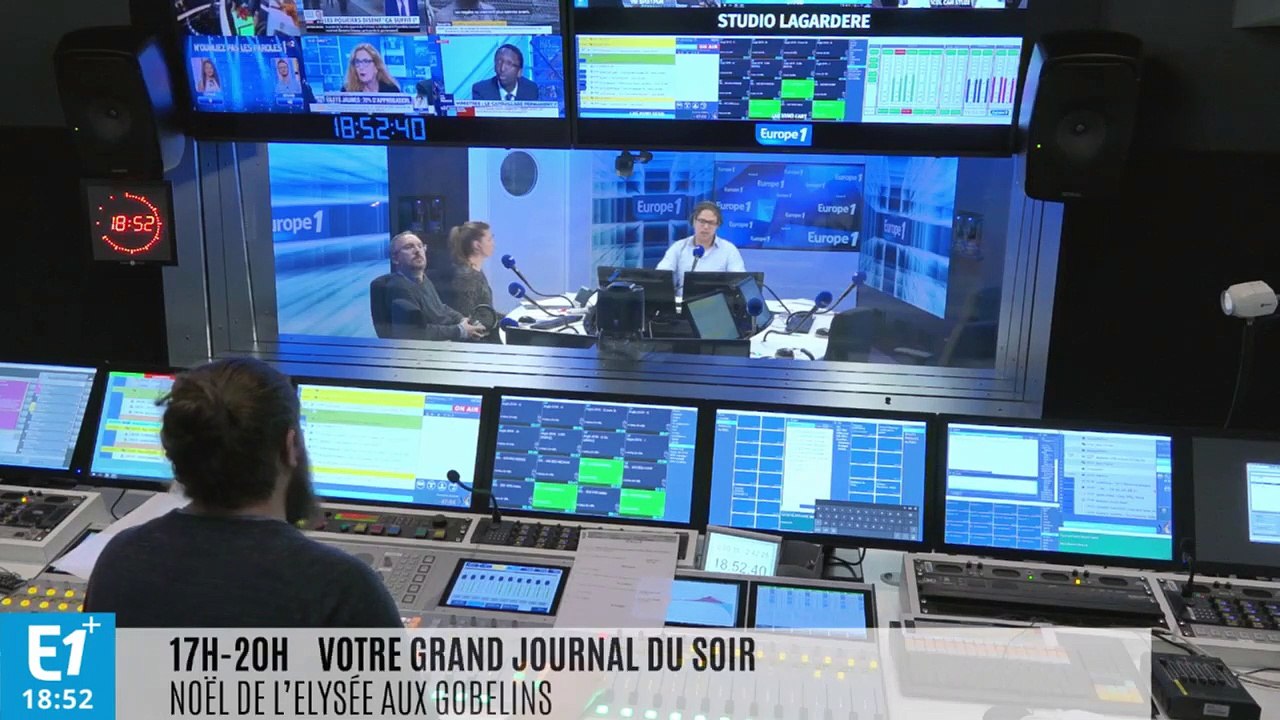 "Noël de l'Élysée" : le président fait des cadeaux "de temps en temps", glisse Emmanuel Macron