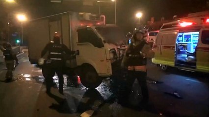 서울 양재대로서 트럭·탱크로리 추돌...1명 부상 / YTN