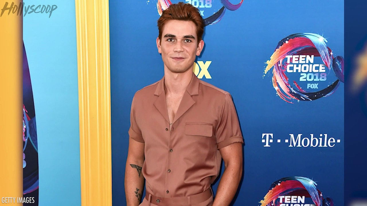 KJ Apa Is On Bumble Ready To DATE!