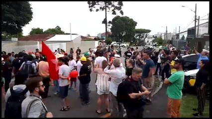 Confusão quase acaba em briga no Santa Cândida