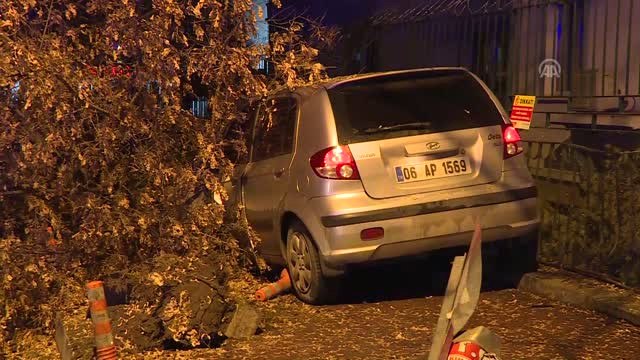 Alkollü Sürücü Polis ve Sağlık Ekiplerine Zor Anlar Yaşattı