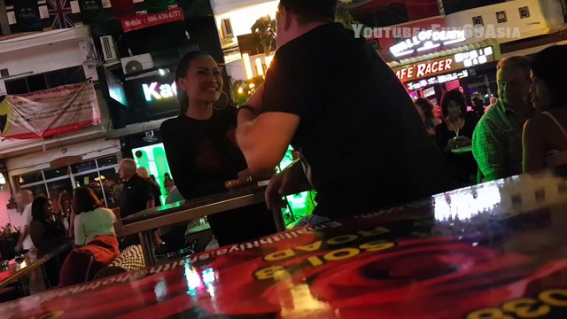 Pattaya Nightlife - Soi LK Metro Alley Bars and Girls