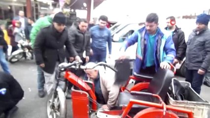 Kazada Yaralanan Engellileri Hastaneye Yetiştirmek İçin Seferber Oldular