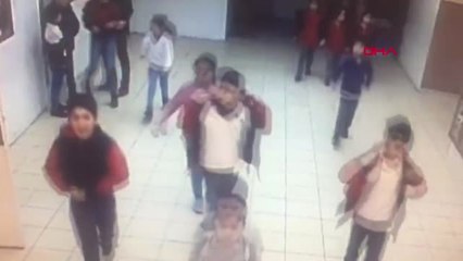 Bursa Deprem Bursa'da Hissedildi, Okul Böyle Tahliye Edildi-3-