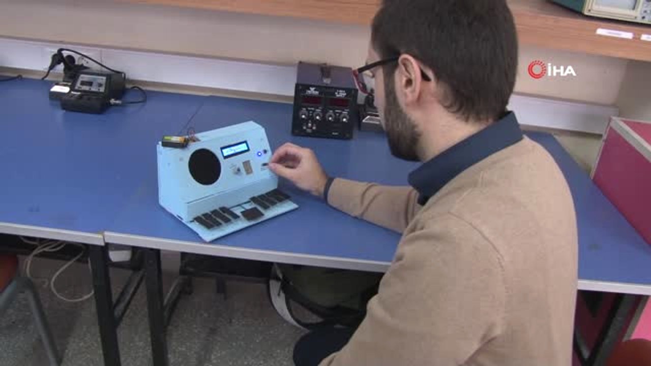 Görme Engelliler İçin Sesli Daktilo Üretti