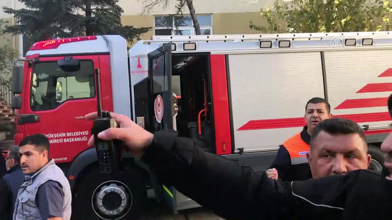 Ege Üniversitesi Tıp Fakültesi Hastanesi'nde yangın (1) - İZMİR