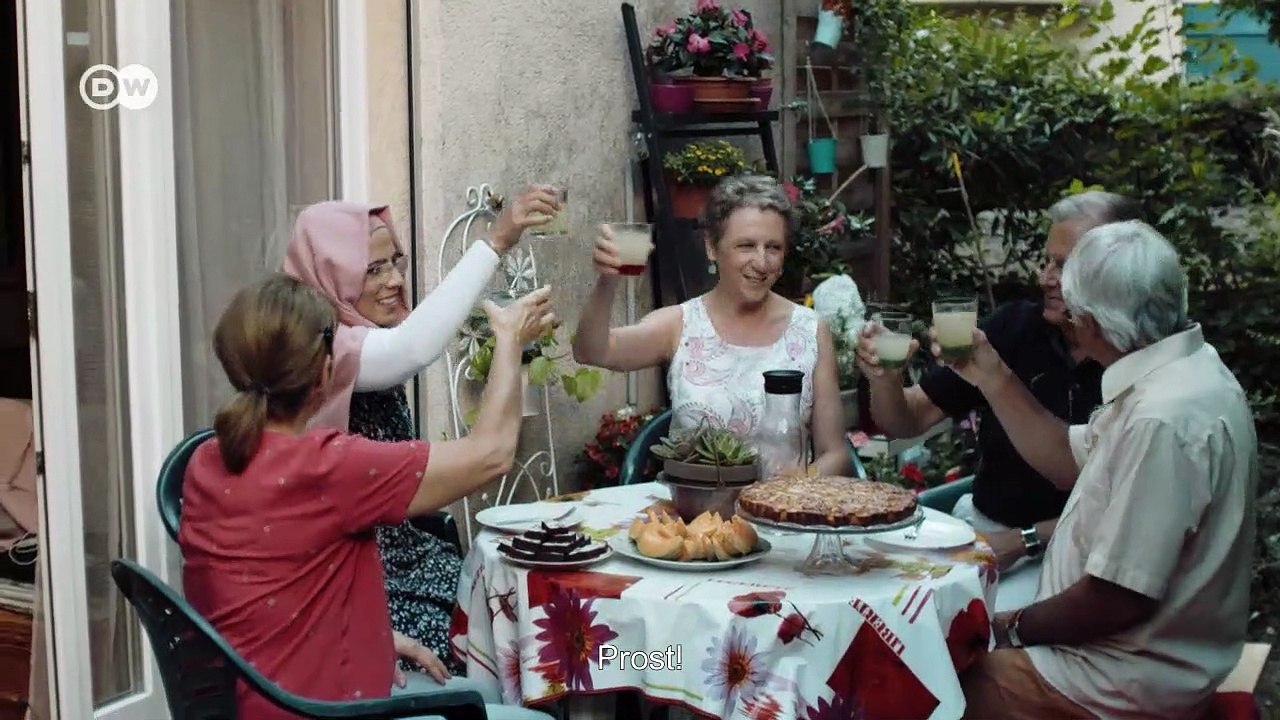 DokFilm - The War On My Phone - Nachrichten aus Syrien, Teil 2 | DokFilm