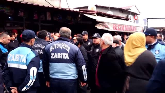 Zabıta ve Esnaf Arasında Tezgah Gerginliği: Zabıta Amiri ve Esnaf Karakola Götürüldü