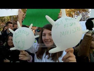 "Pranvera e Studentëve" - Protesta, korrupsioni në universitete, abuzimet e qeverisë - Top Story