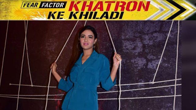 Khatron Ke Khiladi 9: Jasmin Bhasin looks stunning in a blue full-length jump suit | Boldsky