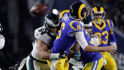 Warner on Rams: I've seen 'some issues with their offensive line'