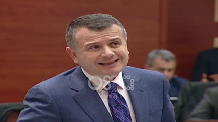 Ora News - Goditi Ramën me vezë, PS kallzim penal ndaj deputetit demokrat