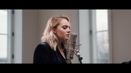 Danielle Bradbery - Slow Burn