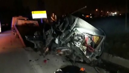 Arıza yapan araca seyir halindeki araç çarptı: 1 ölü, 4 yaralı - KOCAELİ