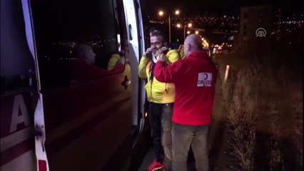 Kamyonet tarlaya uçtu: 2 yaralı - SAMSUN