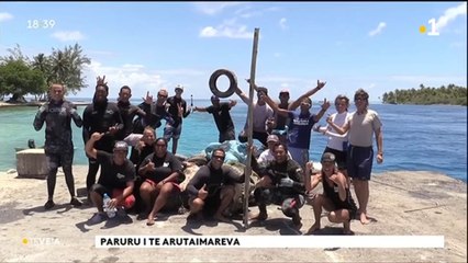 TH : Rangiroa : Un nettoyage du lagon pas très populaire