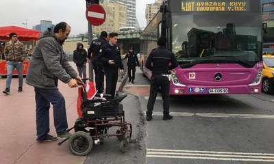 Şişli'de engelliye otobüs çarptı