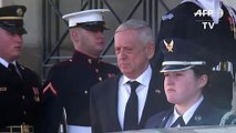 Secretario de Defensa de EEUU renuncia tras retiro de tropas