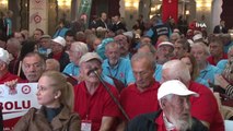Bakan Zehra Zümrüt Selçuk Yaşlılarla Birlikte Bocce Oynadı