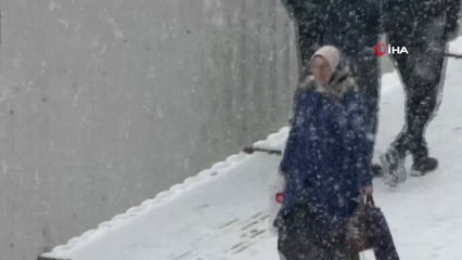 Kars'ta, Kar Yağışı Etkisini Sürdürüyor