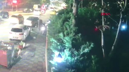 Kadıköy'de Önüne Çıkanı Bıçaklayan Saldırgan Hakim Karşısında