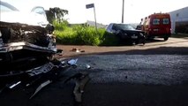 Homem é socorrido, após colisão entre carros no Pioneiros Catarinenses