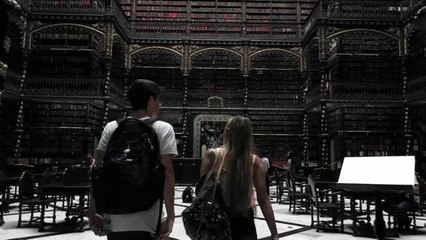 المكتبة الملكية البرتغالية في البرازيل: "كأننا في هاري بوتر"