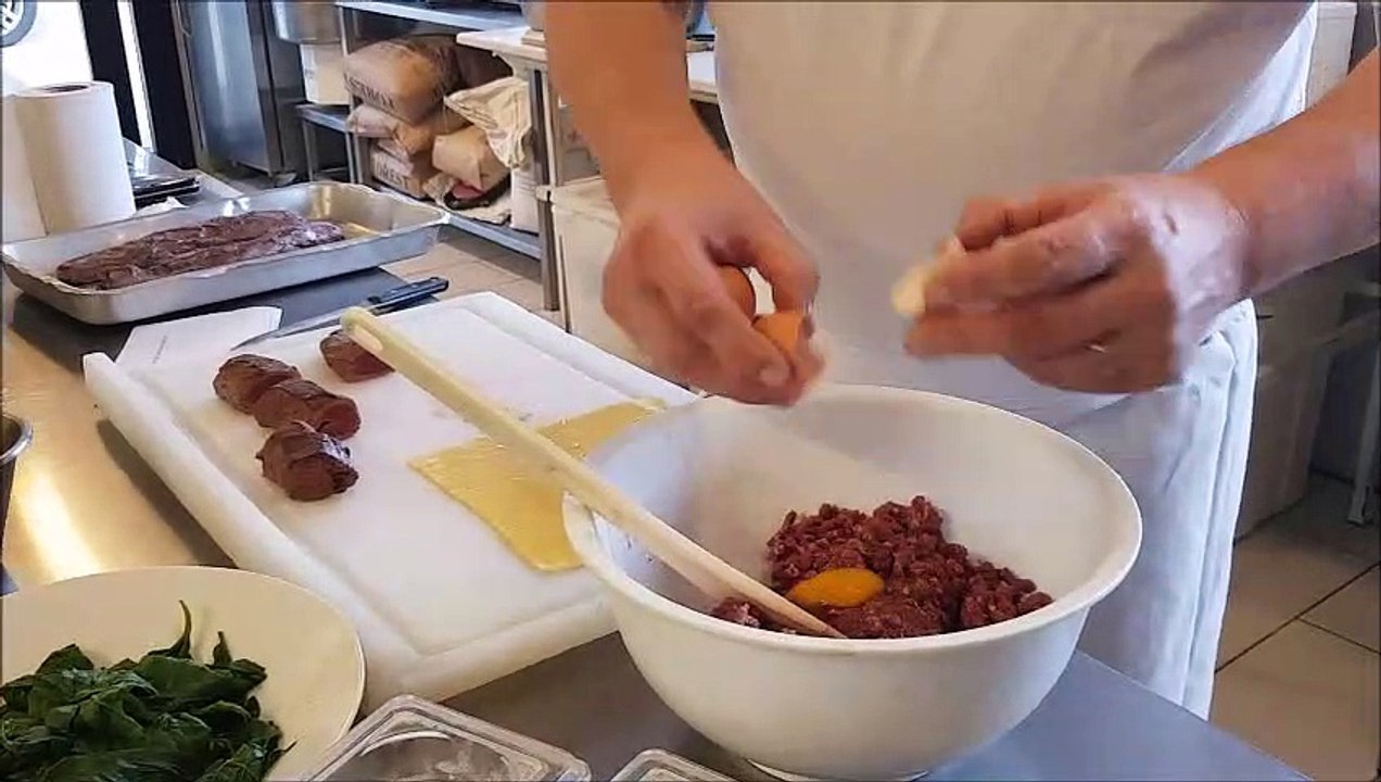 Recette du "médaillon de chevreuil en croûte" du chef beaujolais Marc Rongeat