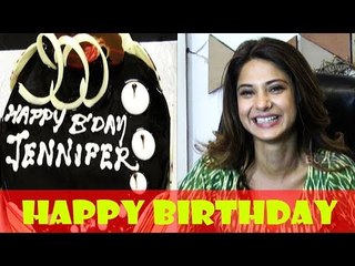 IWMBuzz: Jennifer Winget celebrates birthday on the sets of Bepannaah