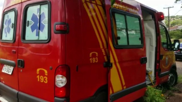 Jovem fica ferido ao cair de bicicleta no Bairro Santa Cruz