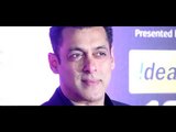 Dabangg of bollywood, Salman Khan walk at red carpet of Star Screen Award 2018