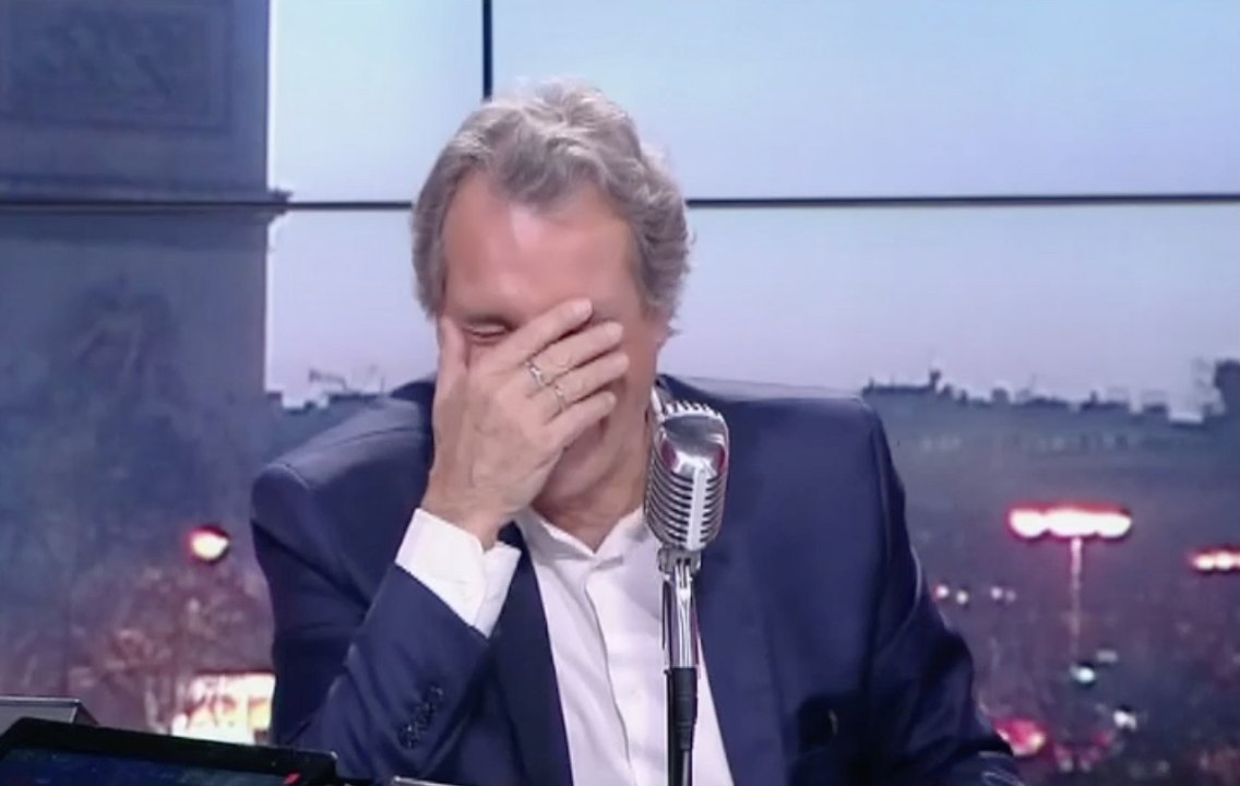 Énorme fou rire de Jean-Jacques Bourdin - ZAPPI...