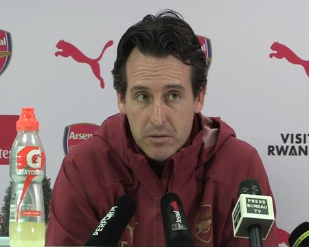 Emery tells Ozil what Arsenal need from him