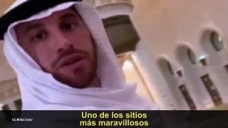 Sergio Ramos se viste de jeque para hacer turismo por Abu Dabi