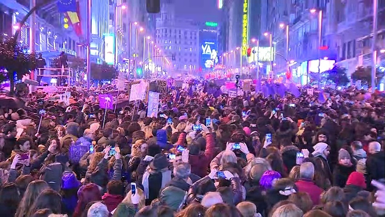 'Sororidad', 'selfi' o 'meme', las nuevas palabras de la RAE