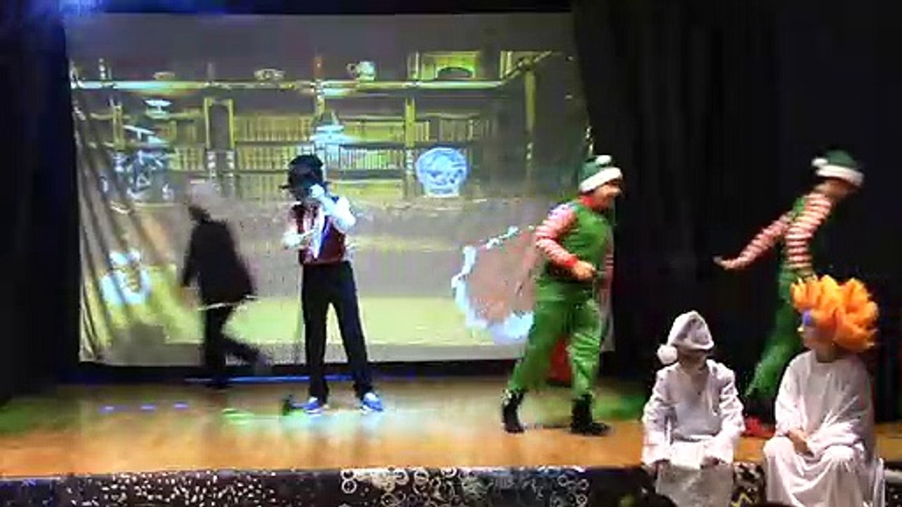 obra teatre 4tA Christmas Carol. curs 2018-19