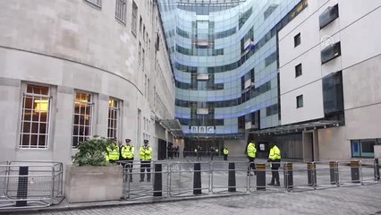 Çevreciler Bbc'yi Protesto Etti
