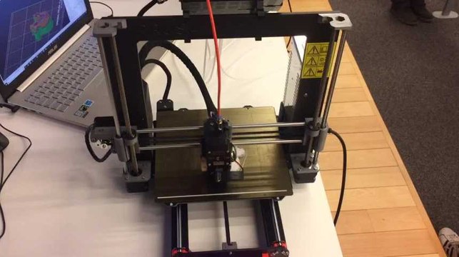 Charleroi: des imprimantes 3D au service des chirurgiens de l’ISPPC