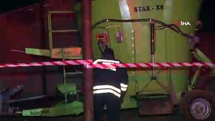 Traktörün şaftına sıkışan iki küçük kardeş hayatını kaybetti