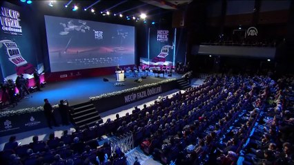 Erdoğan: 'Üstat Necip Fazıl son nefesini verinceye kadar statüko ve kalemşorlarının hedefi olmuştur, tam 8 kez hapse girmiştir' - İSTANBUL