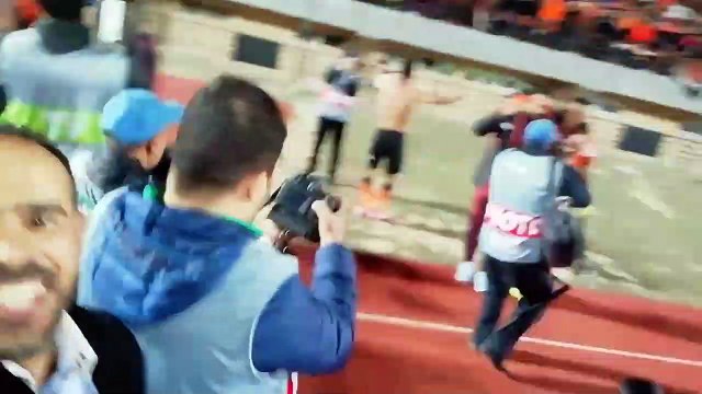 فرحة الجمهور البركاني واللاعبين بالتأهل لنهائي كأس العرش بفاس 2018