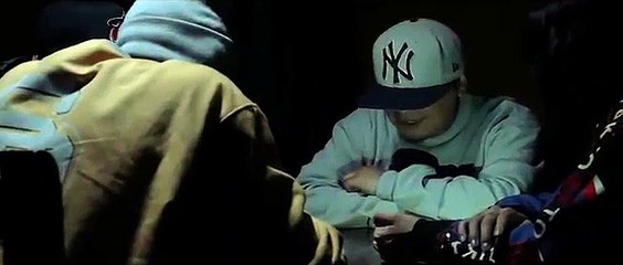 Santa Fe Klan - Alma Negra Ft. Liric Traffic  & Hispana 