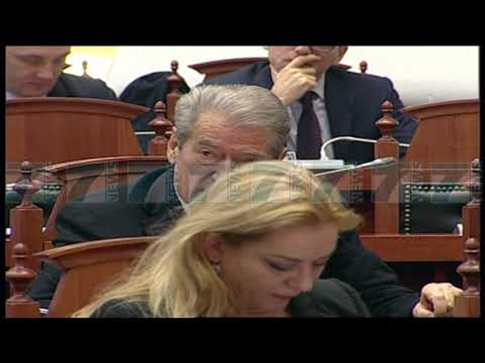 MAZHORANCA RREZON DRAFTIN E VETINGUT POLITIK TE PD - News, Lajme - Kanali 7