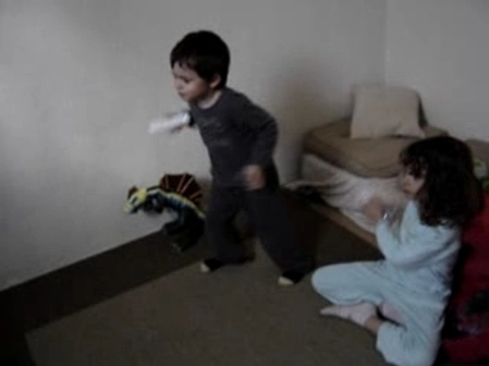 MOV05702