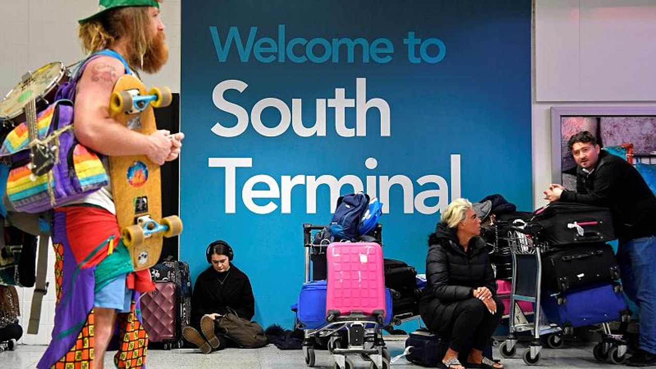 Drohnenstörung am Flughafen Gatwick: Zwei Verdächtige festgenommen