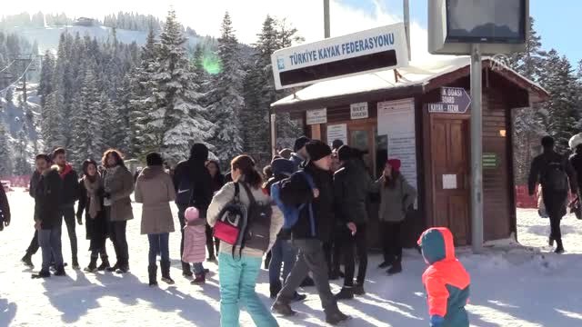 Ilgaz Dağı Kayak Merkezi'nde Yoğunluk