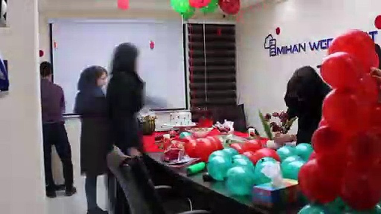 مراسم شب یلدای 97 در میهن وب هاست