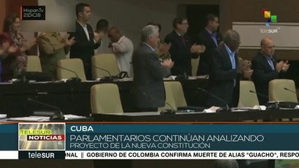 Parlamento cubano continúa discutiendo el nuevo texto constitucional